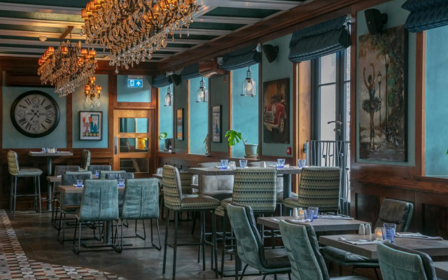 Best Western Moores Central Hotel