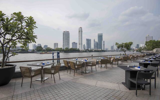 Chatrium Hotel Riverside Bangkok
