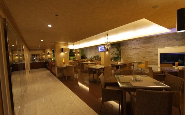 Best City Hotel