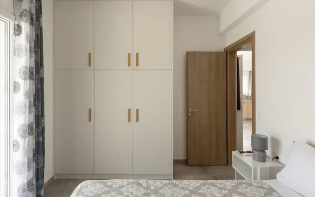 Parikia s Sunlight 2bedroom House
