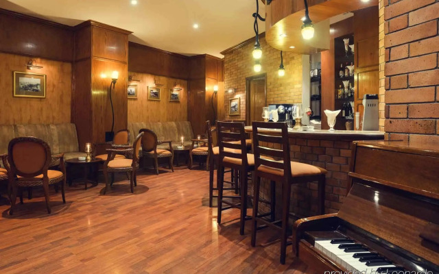 Mercure Ismailia Forsan Island Hotel