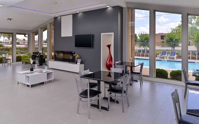 Americas Best Value Inn Angleton