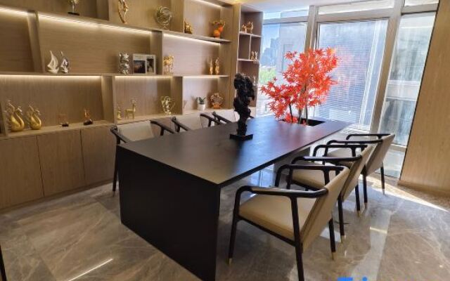 Waiting Hotel (Shanghai Jing'An Temple Beijing West Road)