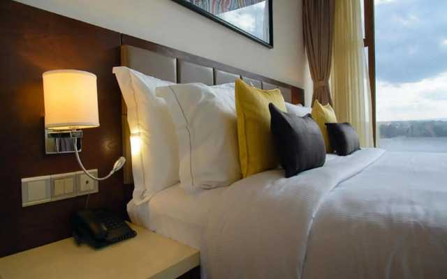The Concord Hotel And Suites