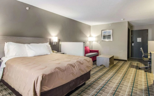 Quality Inn & Suites Grove City - Outlet Mall