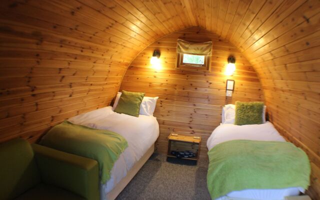 The Little Hide - Grown Up Glamping