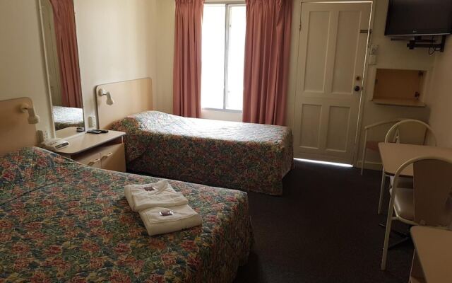 Mid Coast Motor Inn