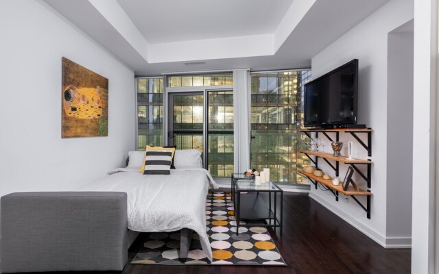 Applewood Suites - Financial District