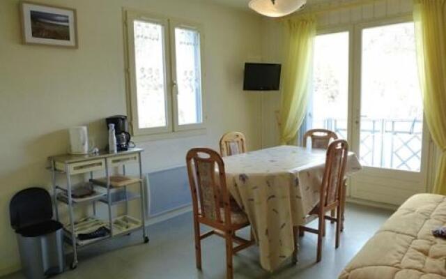 Apartment Appartement Avec Balcon Et Parking Designe