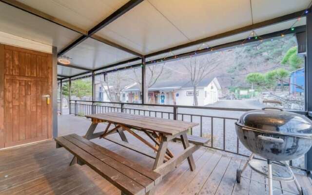 Gapyeong Myeongdongol Pension