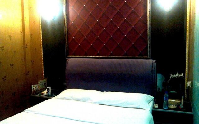 Longzu Club Beijing Sanyuan Bridge