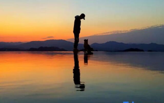 Xinchang Mountain Letter · Cloudside Homestay