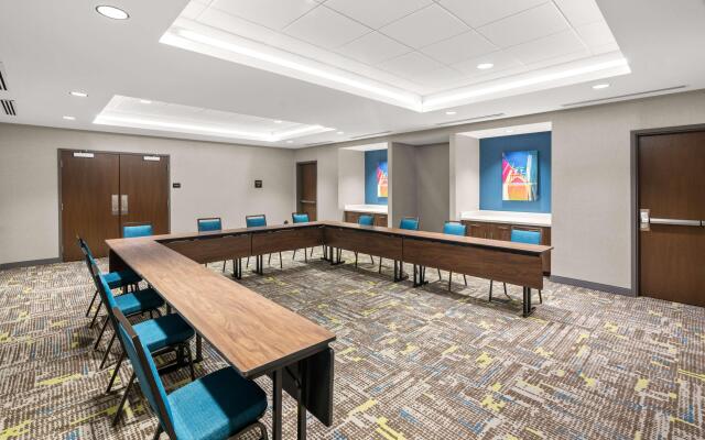 Hampton Inn & Suites Portland Tigard