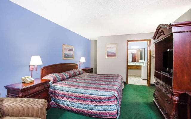 Super 8 Malvern