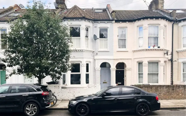 The Fulham Arms - Elegant 3bdr Flat With Terrace