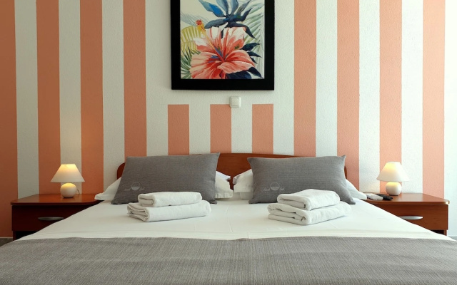 Sunset Split Rooms