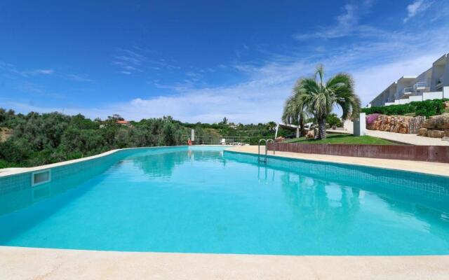 LovelyStay - Divine 3BDR Duplex House w/ Pool & Garden