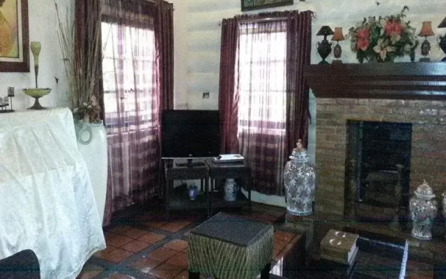 Le Jardin Rosella Boutique Suites