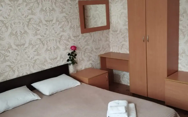 Solyaris Guesthouse
