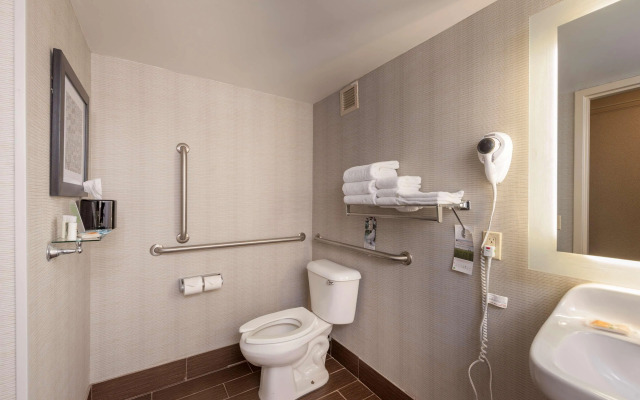 Best Western Plus Strongsville Cleveland