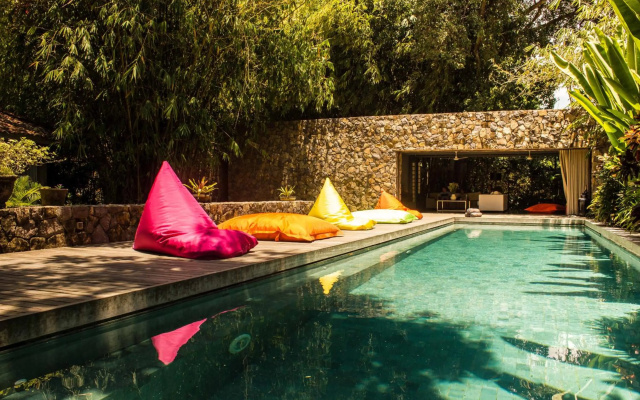 WAHYU Joglo Seminyak Lux