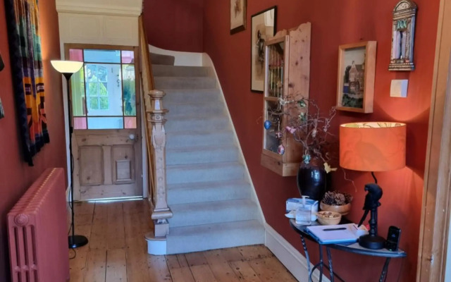 Alma House Bed and Breakfast