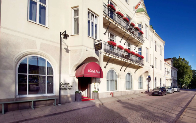 Home Hotel Post