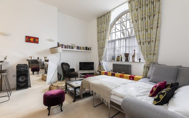 Light And Spacious 1 Bed By Battersea Park Sleeps 4