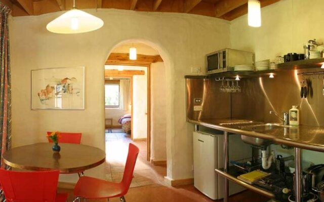 Sans Souci Inn