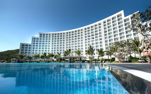 Vinpearl Nha Trang Bay Villas