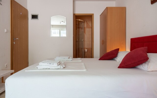 Studio for 2 People - Split Region