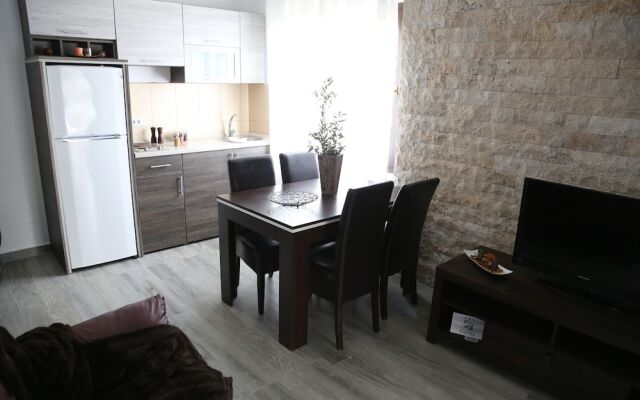Apartments Eneida