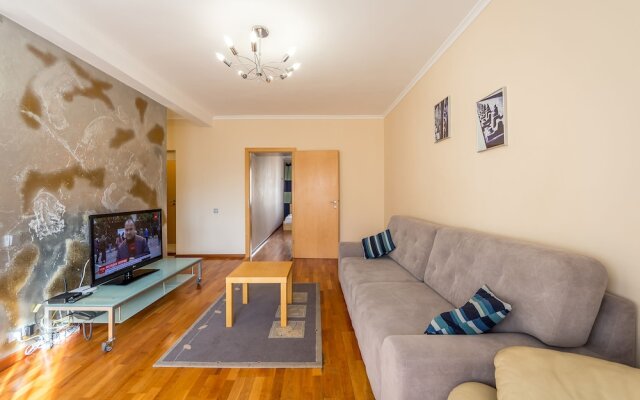 Central Dayflat Apartments