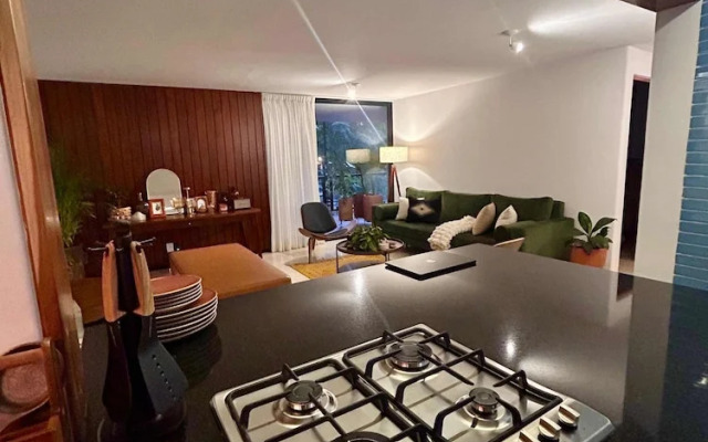 21 Wonderful Apartment Location Design Balcony AC