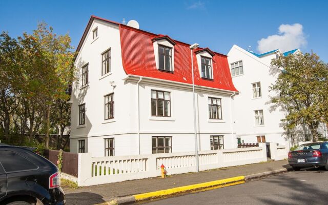 A Part of Reykjavík Apartments - Bjarkargata