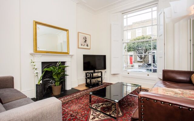 2 Bedroom Flat in Islington, Sleeps 6