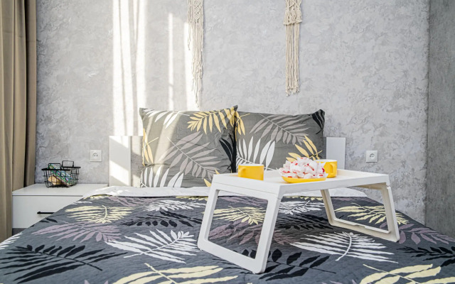 SunSet (СанСет) на улице Героя Советского Союза Аристархова