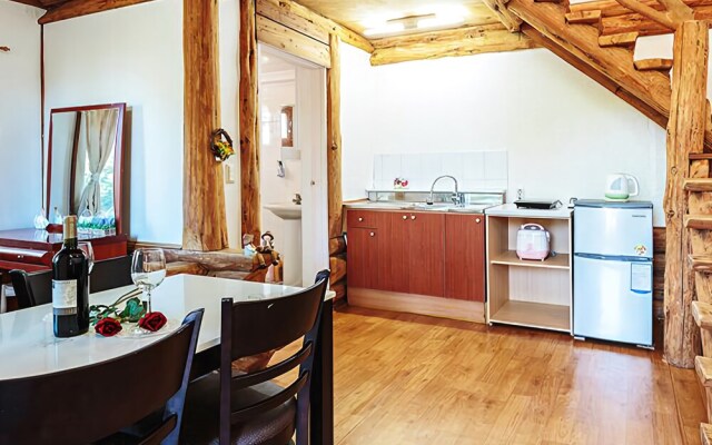 Seogwipo Log Village Pension