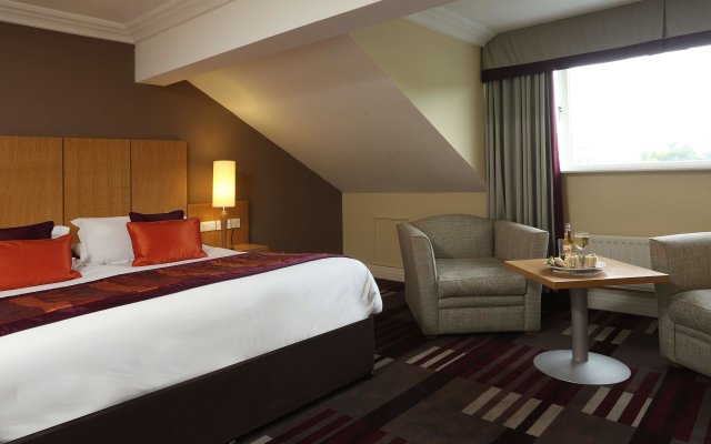 Holiday Inn Manchester - Oldham, an IHG Hotel