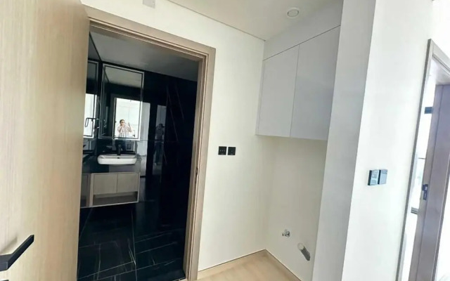 OYO HOME 1403 Spacious 1-bed Apartment I