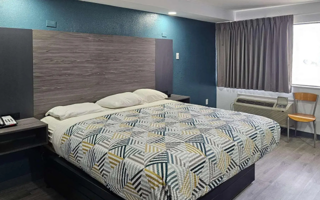 Motel 6 Memphis, TN - Graceland
