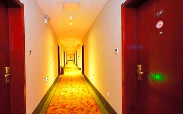 GreenTree Inn Liangyungang Donghai New Bus Station Express Hotel