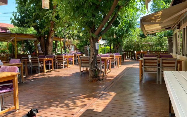 Kutle Hotel
