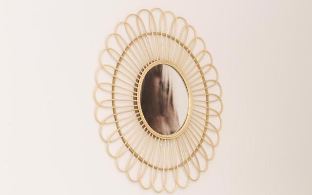 The Pool House, Romantic Country, King Bed