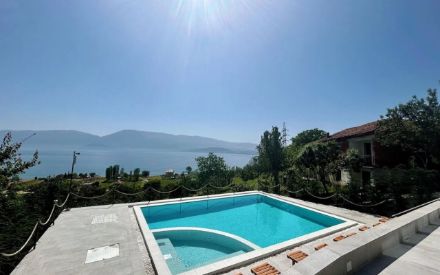 Bella Vista Rezidencë