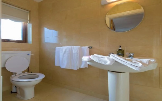 Aisleigh Guest House