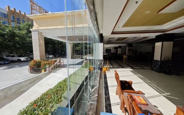 Qjia Ledong Xiangrui Seaview Business Hotel (Longmuwan Branch)