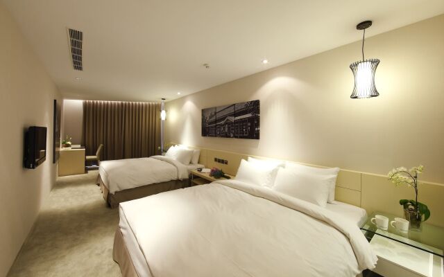 Day Plus Hotel