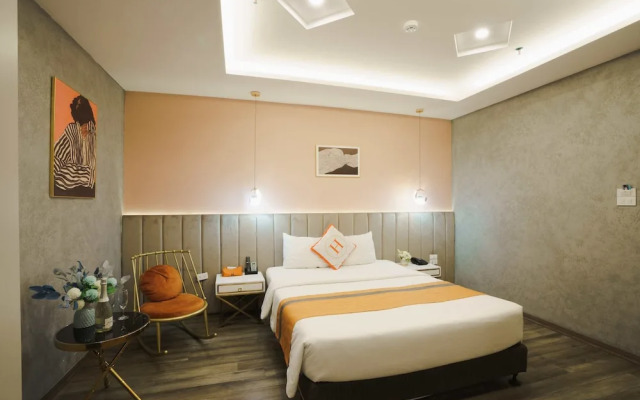 NNT HOTEL - Trung Kính