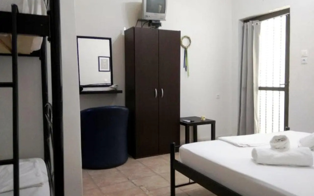 Sarantakis Apartments